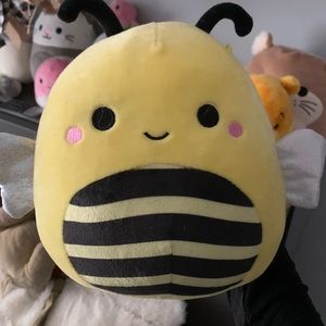7" Bee Squishmallow